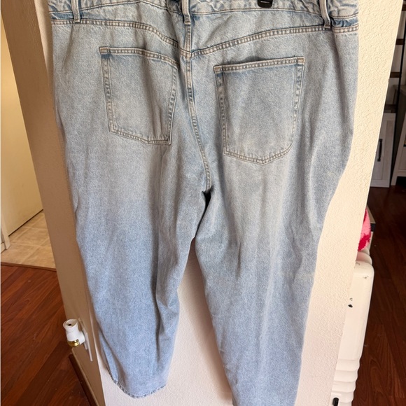 Wild Fable Light Blue Boyfriend Jeans - Picture 5 of 5